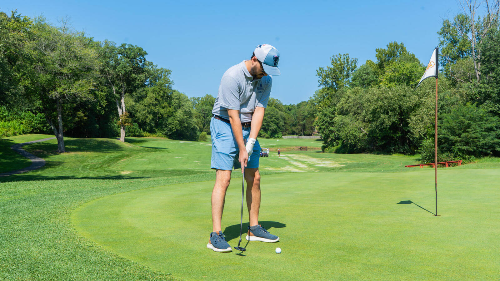golfer getting ready to swing